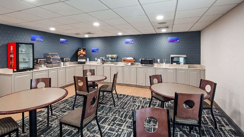 Best Western North Attleboro / Providence Beltway, room with private jacuzzi, photo 6