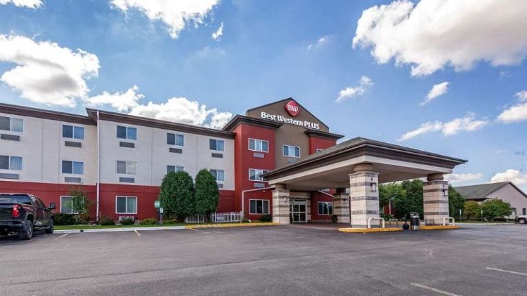 Best Western Plus Sparta Trail Lodge