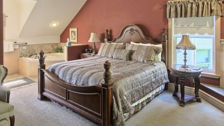 Grand Victorian B&B
