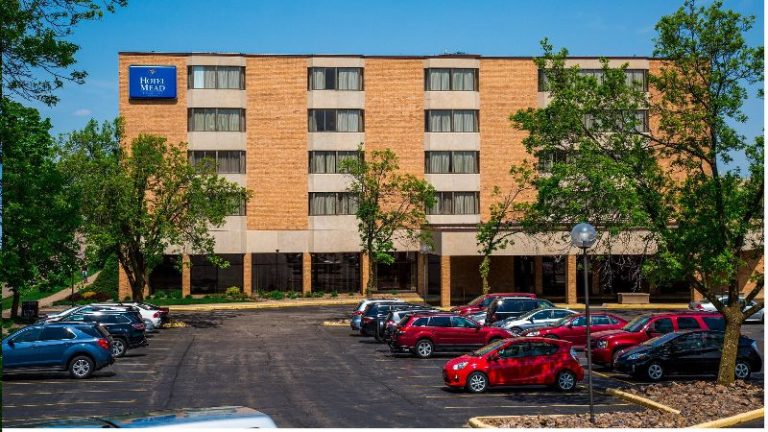 Hotel Mead & Conference Center