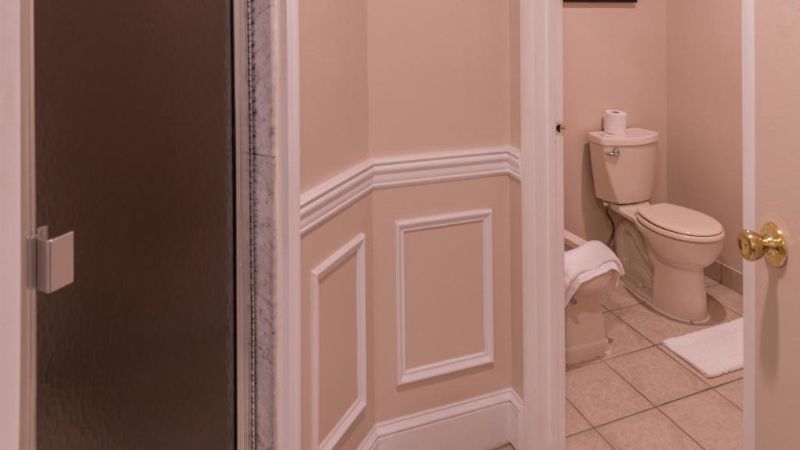 Inn of the Dove Cherry Hill, room with private jacuzzi, photo 6