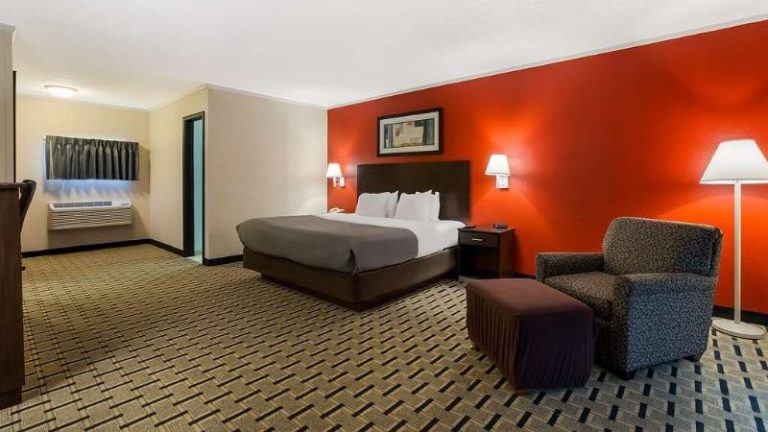 Quality Inn & Suites Millville – Vineland