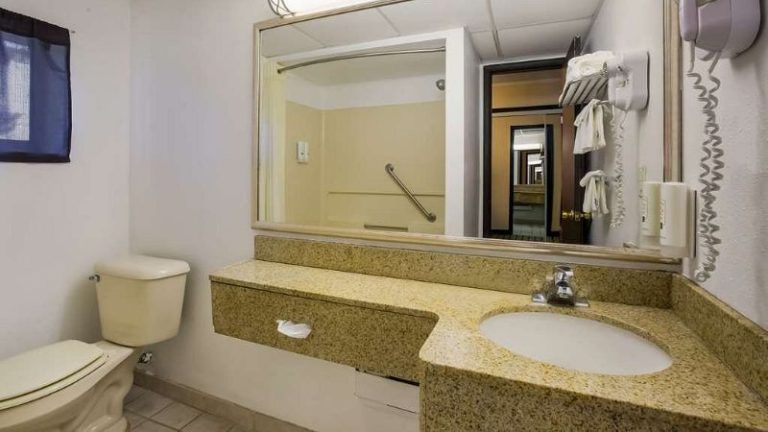 Quality Inn & Suites Millville – Vineland