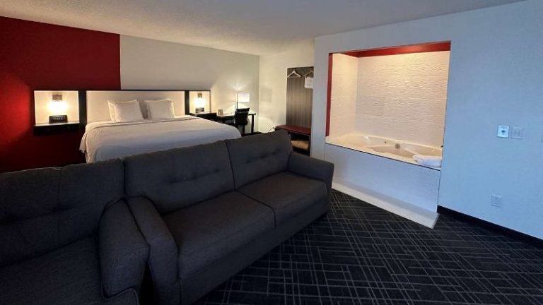 Ramada by Wyndham Waupaca