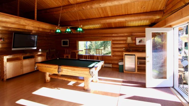 Alaska Heavenly Lodge, room with private jacuzzi, photo 4