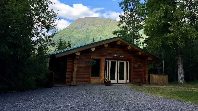 Alaska Heavenly Lodge, room with private jacuzzi, photo 5