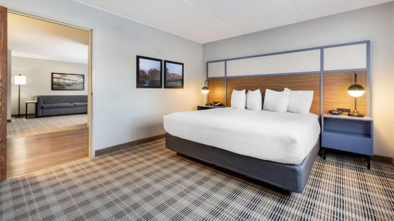 AmericInn by Wyndham Valley City