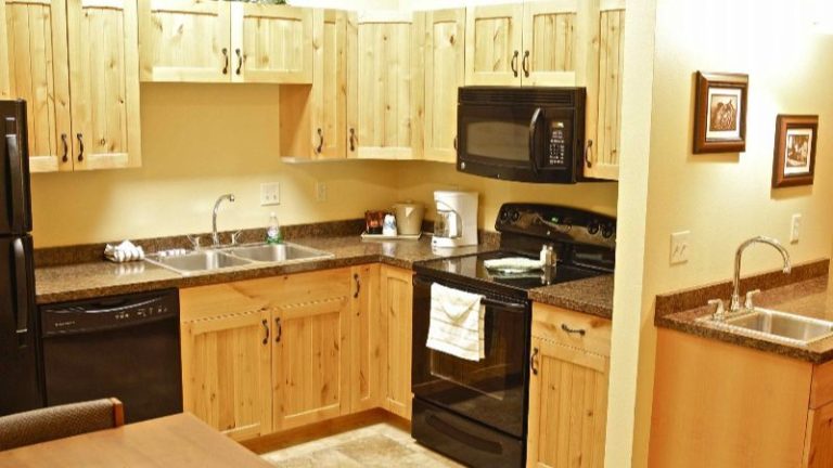 Arbuckle Lodge Gillette