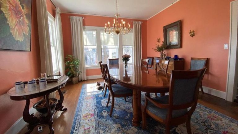 Avenue O Bed and Breakfast