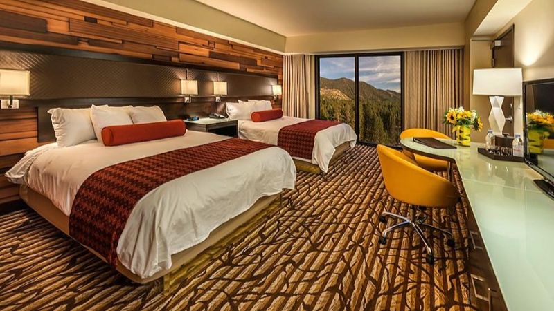 Bally’s Lake Tahoe, room with private jacuzzi, photo 2