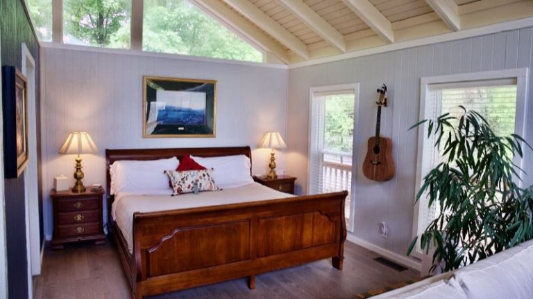 Beaver Lake Cottages