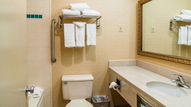 Best Western Inn & Suites