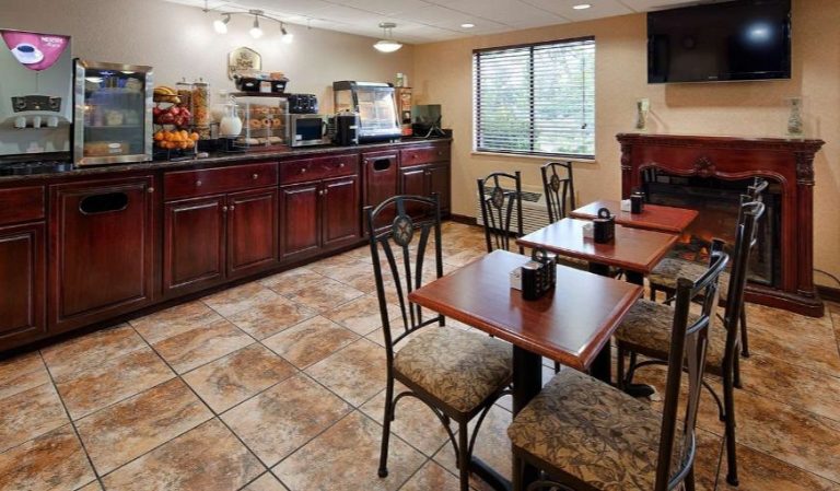 Best Western Mansfield/Bellville