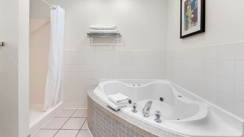 Best Western Rocky Mountain Lodge