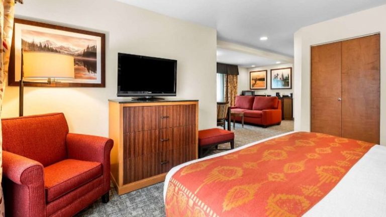 Best Western Rocky Mountain Lodge