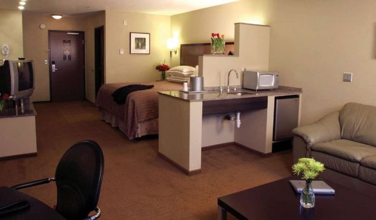 Best Western Snowcap Lodge
