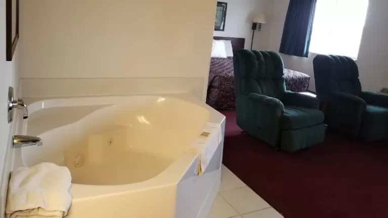 Bilmar Inn & Suites