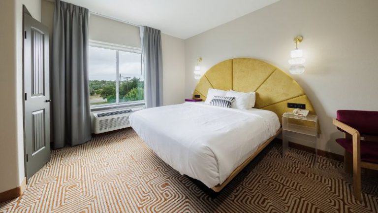 Blanco River Hotel