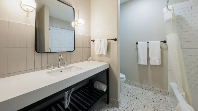 Blanco River Hotel