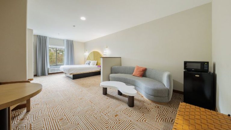 Blanco River Hotel