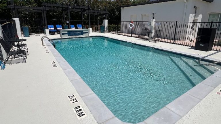 Blanco River Hotel