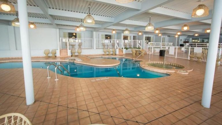 Bonnie Castle Resort & Marina