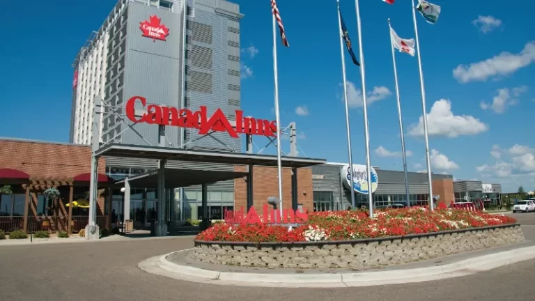 Canad Inns Destination Centre Grand Forks