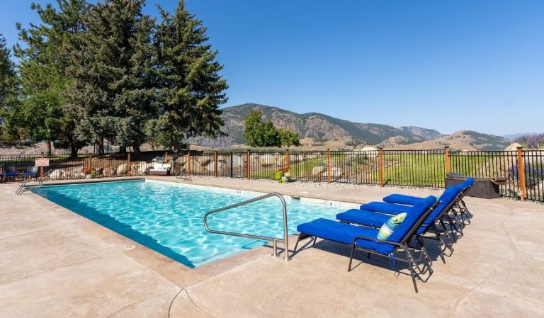 Casia Lodge and Ranch