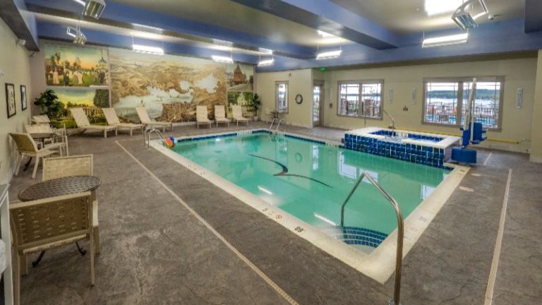 Chautauqua Harbor Hotel-Jamestown
