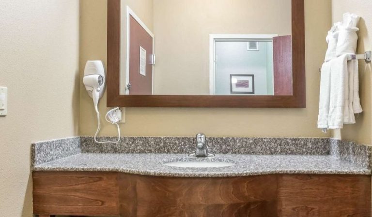 Comfort Inn Lancaster County