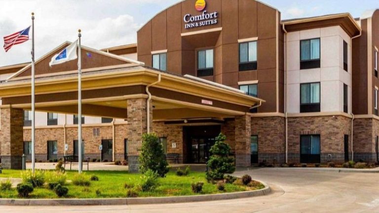 Comfort Inn & Suites
