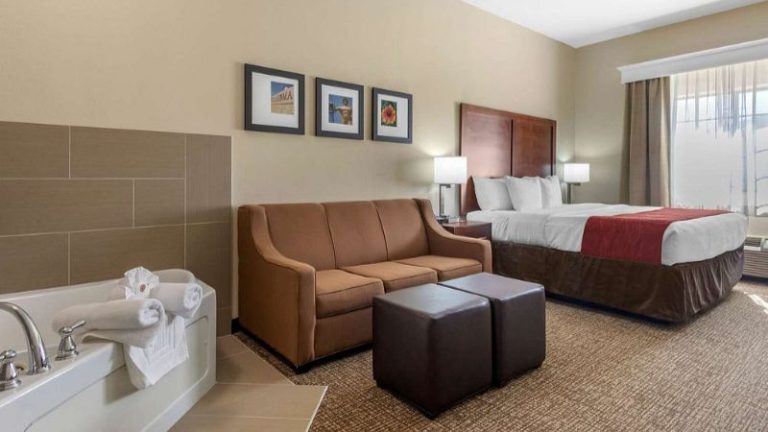Comfort Inn & Suites Glenpool