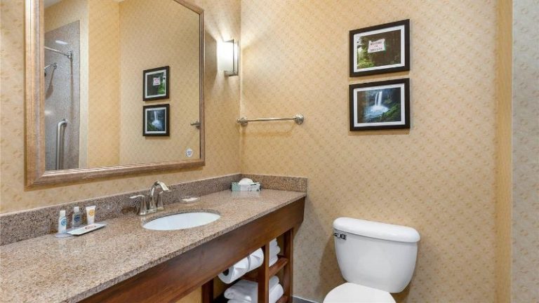 Comfort Suites Eugene