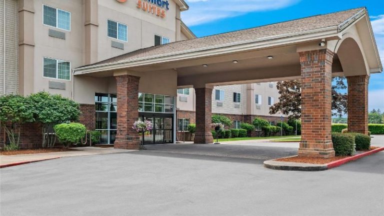 Comfort Suites Linn County Fairgrounds and Expo