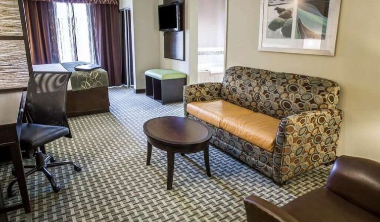 Comfort Suites New Bern