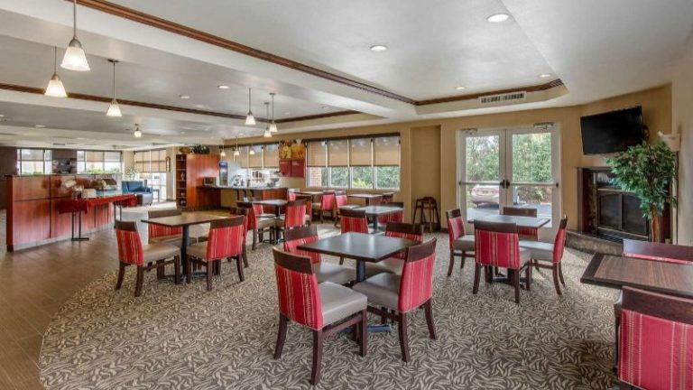 Comfort Suites Seaford