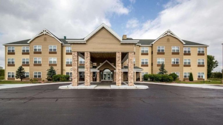 Country Inn & Suites by Radisson, Fond du Lac, WI