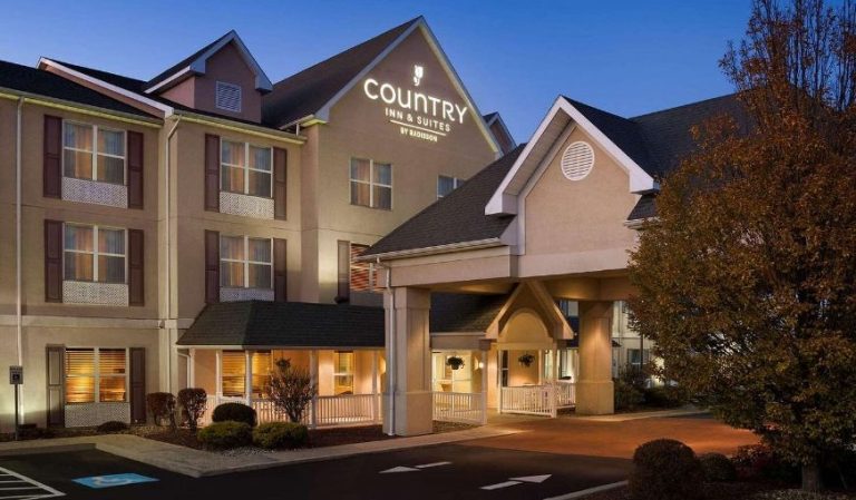 Country Inn & Suites by Radisson, Frackville (Pottsville), PA