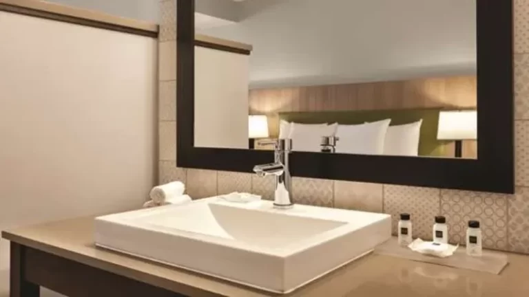 Country Inn & Suites by Radisson, Prineville, OR