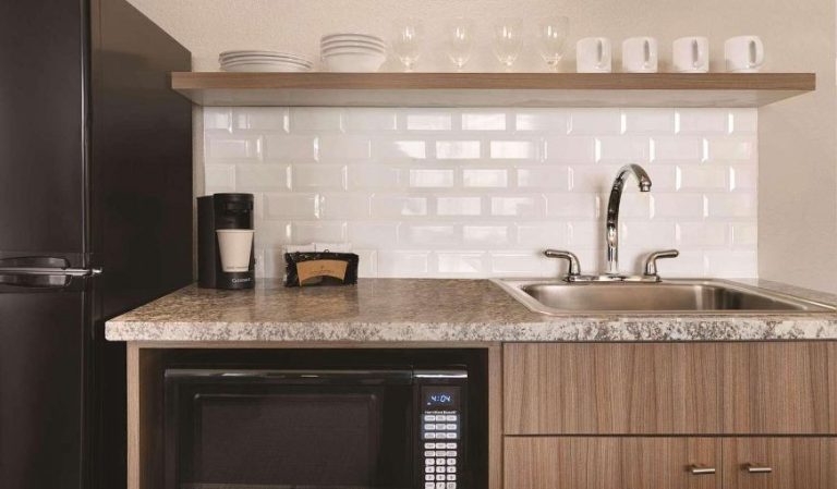 Country Inn & Suites by Radisson, Shoreview, MN