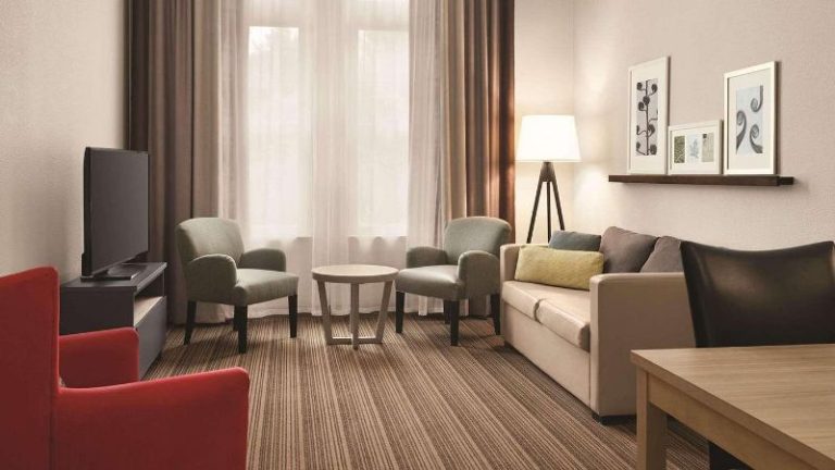 Country Inn & Suites by Radisson, St. Charles, MO