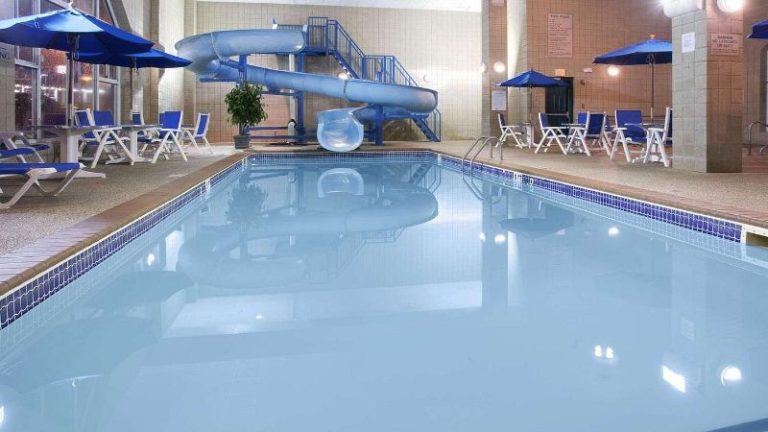 Country Inn & Suites by Radisson, Rapid City, SD