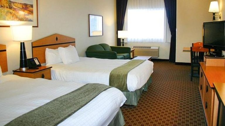 Crystal Inn Hotel & Suites Great Falls