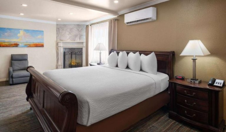 Days Inn by Wyndham Las Vegas Airport Near the Strip