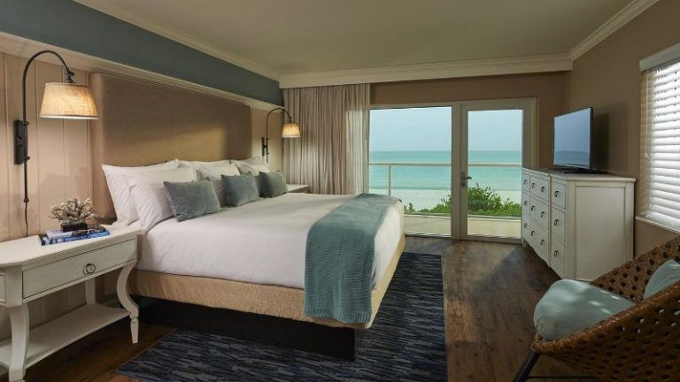 Edgewater Beach Hotel