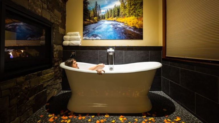 FivePine Lodge & Spa