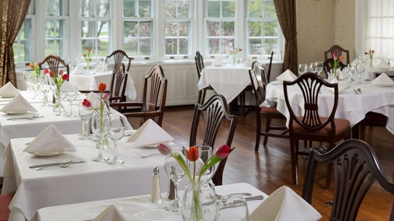 Four Chimneys Inn & Restaurant