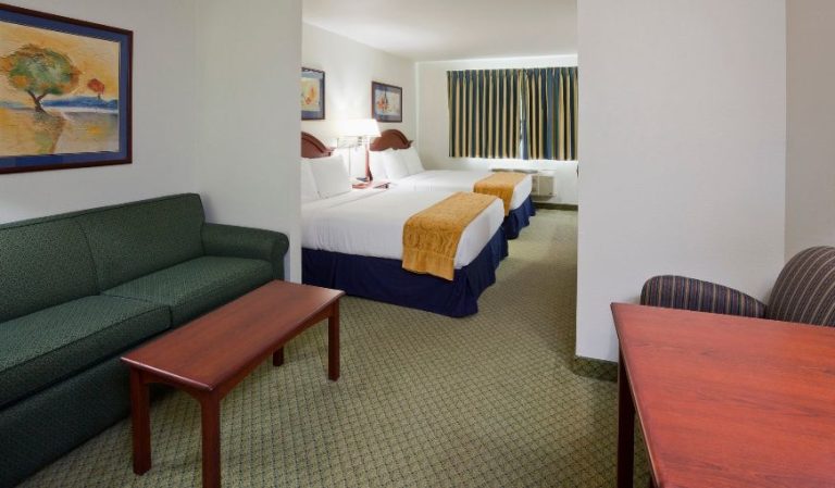Crossings by GrandStay Inn and Suites Becker