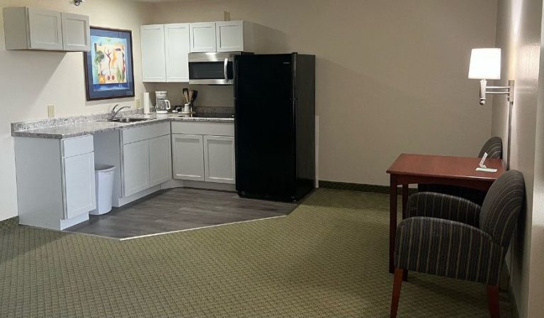 Crossings by GrandStay Inn and Suites Becker