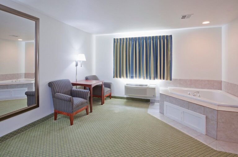 Crossings by GrandStay Inn and Suites Becker
